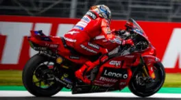 Marc Márquez se corona campeón del Mundo de MotoGP y agranda su leyenda
