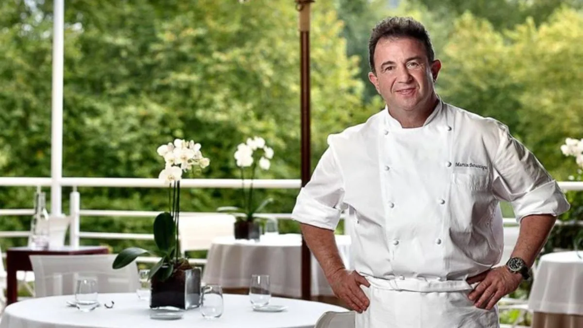 Martín Berasategui, chef: «Una ensaladilla sabrosa lleva mayonesa con caldo de gambas»