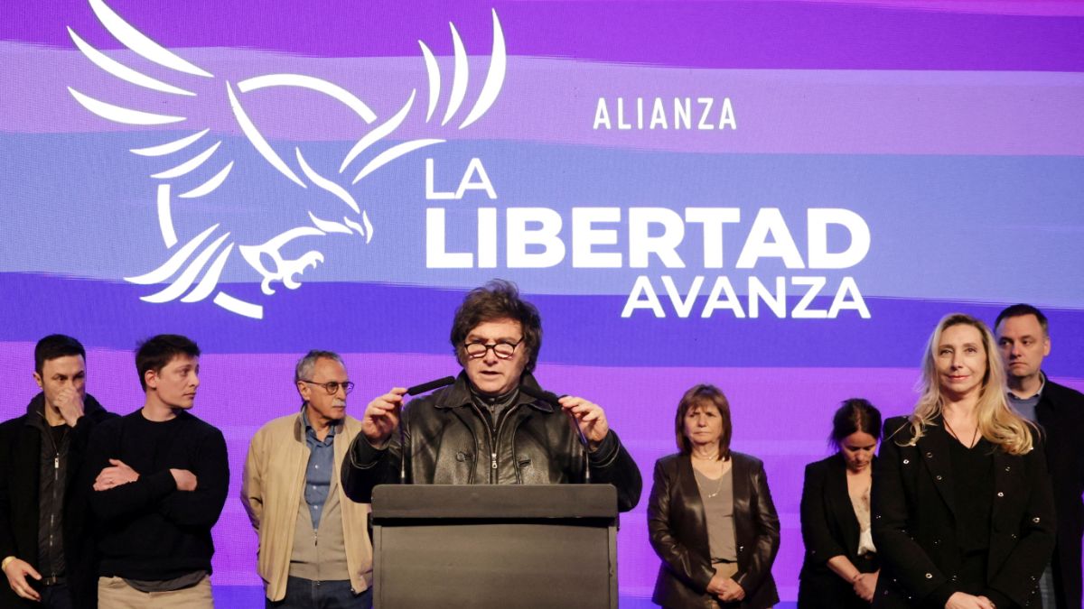 Milei cancela su viaje a España y la asistencia al evento de Vox tras la derrota en Buenos Aires