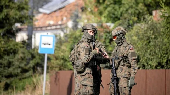 Polonia invoca el artículo 4 de la OTAN para abrir consultas con sus aliados