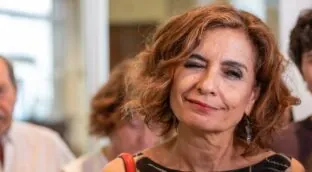 Los médicos declinan el pago único por retrasar la jubilación: Hacienda se queda con la mitad