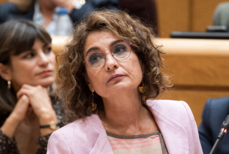 Montero pone rumbo a Andalucía con solo tres Presupuestos en ocho años en el Gobierno