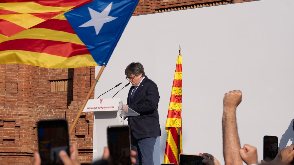 Los Mossos alegan que no arrestaron en Barcelona a Puigdemont para evitar disturbios