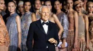 Muere el diseñador Giorgio Armani, el 'rey' de la moda italiana, a los 91 años