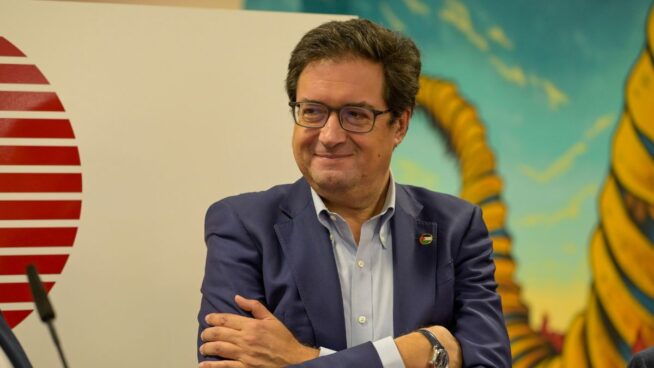 López niega que el PSOE protegiera a Salazar y defiende que se aplicarán los protocolos