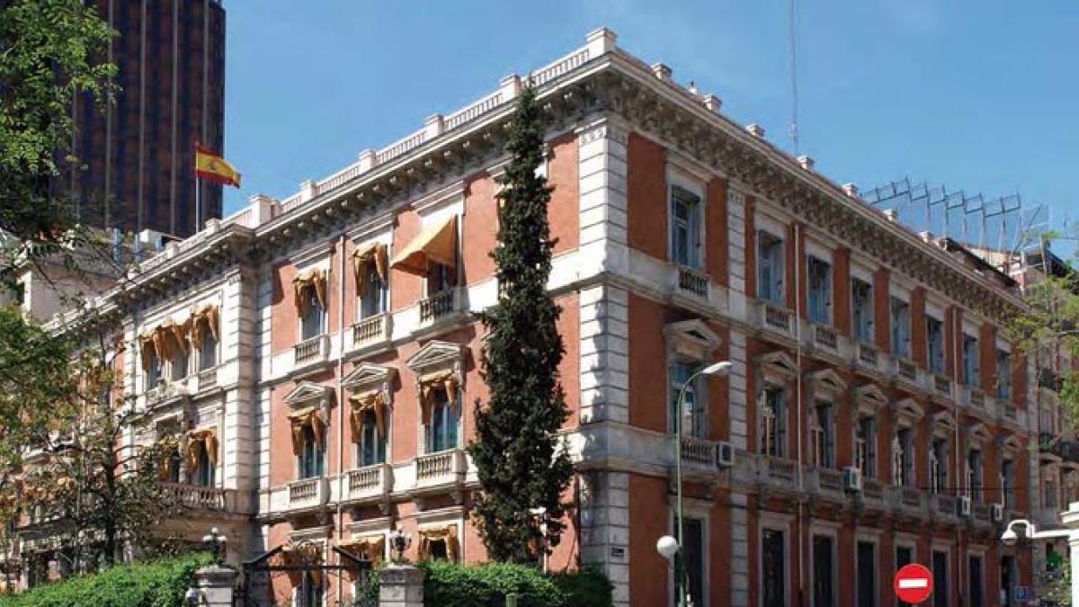 Sánchez remata el ‘año Franco’ con la búsqueda de restos en el búnker antiaéreo de Azaña