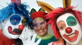Los payasos proetarras amenizaron el polémico campamento 'trans' de Bernedo