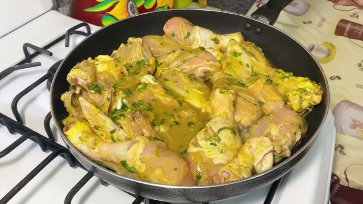 Pollo encebollado: un plato fácil de combinar y que conquista a todos mis invitados