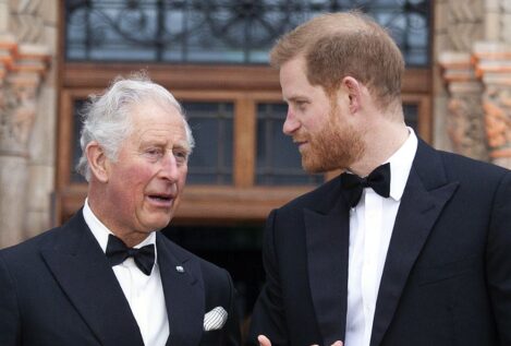 Carlos III y Harry se reúnen durante 55 minutos tras 19 meses sin verse: un té por la paz familiar