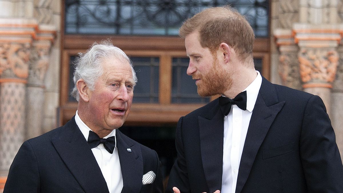 Carlos III y Harry se reúnen durante 55 minutos tras 19 meses sin verse: un té por la paz familiar