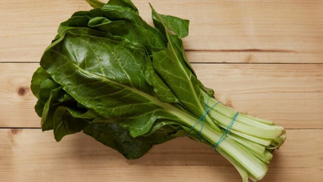 Acelgas: propiedades y recetas saludables para aprovechar este superalimento olvidado