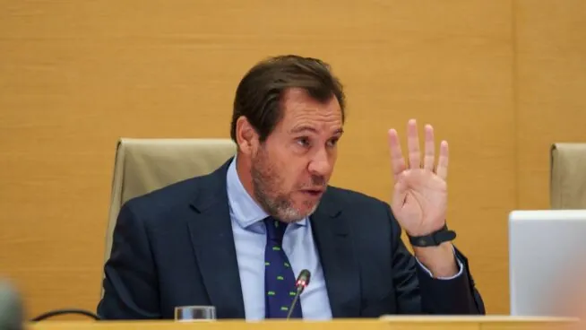 Indignación en Renfe por el señalamiento de Puente: «La culpa del caos es la red de ADIF»