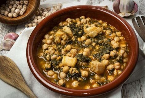 El potaje de garbanzos y bacalao de mi abuela: tradición y sabor en cada bocado