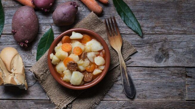 La receta de patatas riojanas de mi abuela que podría firmar Karlos Arguiñano