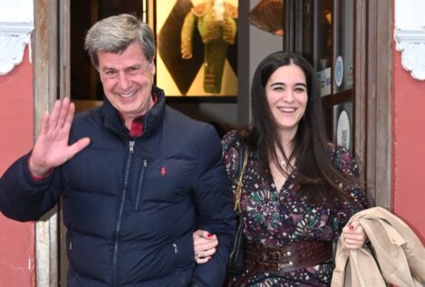 Servilletas, muebles alemanes y un ajedrez: la lista de bodas de Cayetano Martínez de Irujo
