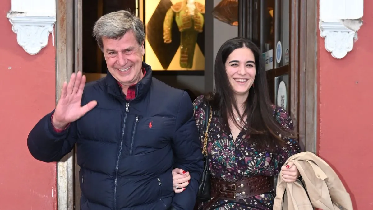 Servilletas, muebles alemanes y un ajedrez: la lista de bodas de Cayetano Martínez de Irujo