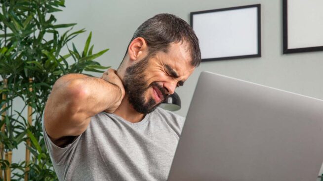 Entendiendo la rigidez muscular: por qué aparece y cómo debes tratarla