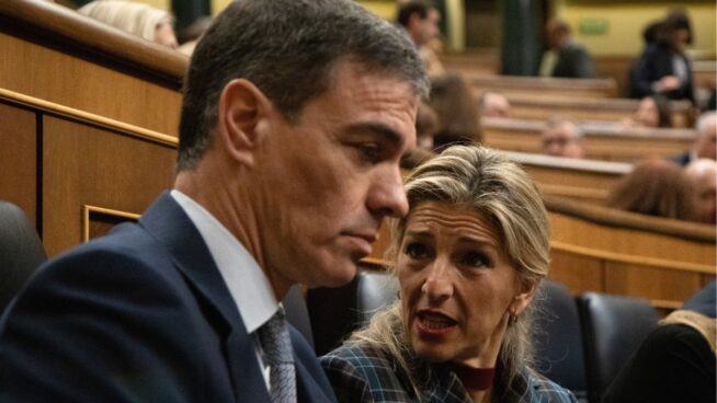 Sumar avisa al PSOE que no apoyará la 'ley Begoña' si limita la acusación popular