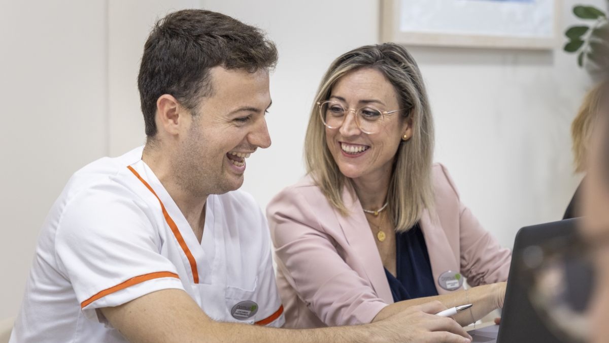 La Fundación DomusVi ofrece 50 becas de estudios en las ramas de salud