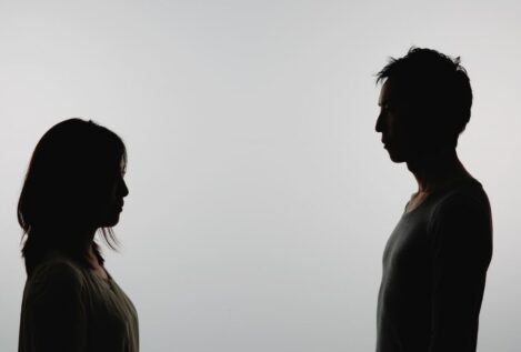 Ni 'phising' ni 'phubbing': esta es la nueva tendencia tóxica que afecta a las relaciones de parejas