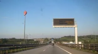 La DGT instala nuevos radares de tramo en Toledo y cambia las señales de tráfico