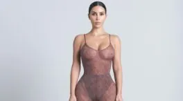 Ni ejercicios ni cirugía: el tratamiento que se hace Kim Kardashian para eliminar la papada