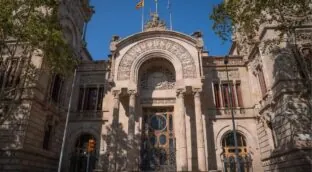 La Justicia catalana anula parte del decreto sobre el catalán en las escuelas