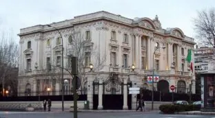 El truco para entrar gratis en edificios emblemáticos de Madrid cerrados al público