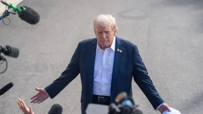 Trump envía tropas y refuerza la seguridad en los centros de inmigración en Portland