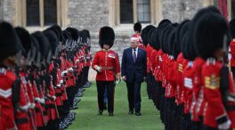 La monarquía británica recibe a Trump en una visita de Estado marcada por manifestaciones