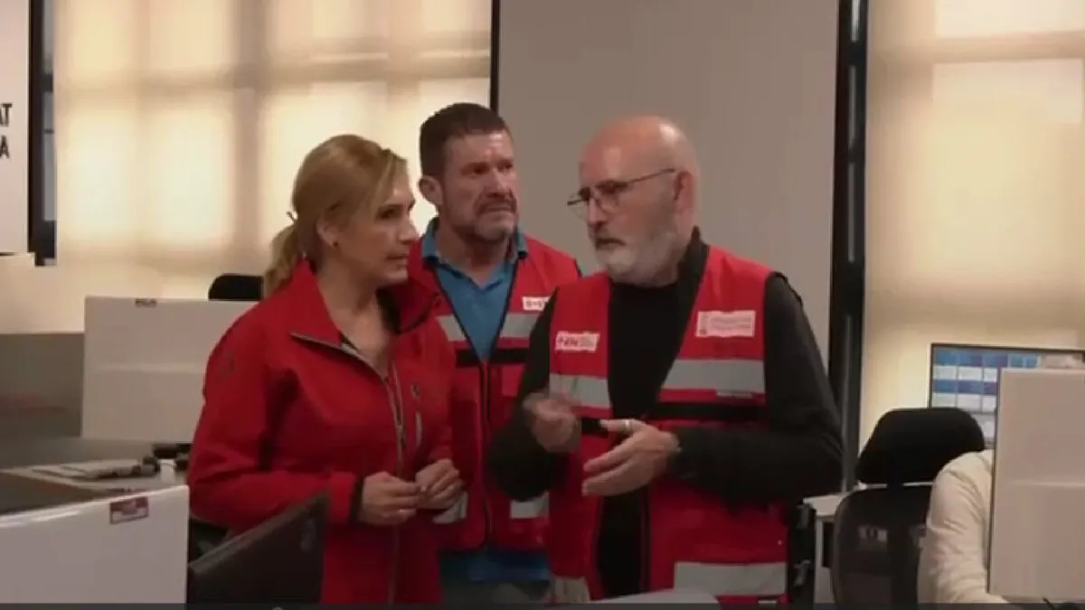 Los vídeos del Cecopi de la dana retratan el caos entre administraciones ante la tragedia