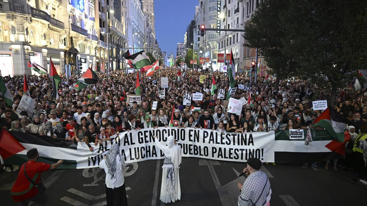 Miles de manifestantes piden en Barcelona y Madrid el fin del «genocidio en Palestina»