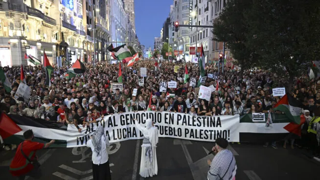 Miles de manifestantes piden en Barcelona y Madrid el fin del «genocidio en Palestina»