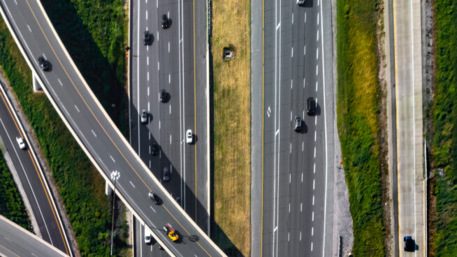 Ferrovial ingresó 6.911 millones hasta septiembre por sus autopistas norteamericanas