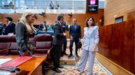Ayuso carga contra un Gobierno que solo «miente» y que ha vulnerado la Constitución