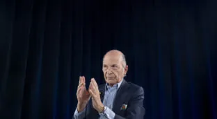 VÍDEO | El purgatorio de Carlos Rodríguez Braun: «Sin envidia, podría haber socialismo, pero sería difícil»