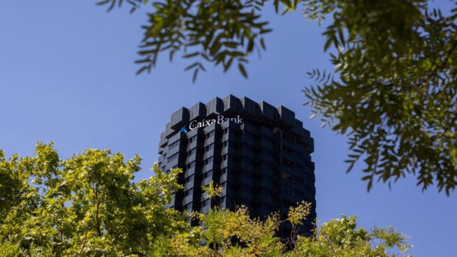 CaixaBank ganó 4.397 millones hasta septiembre, un 3,5% más