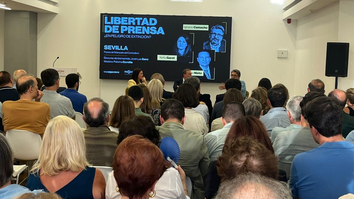 El alcalde de Sevilla defiende la «seriedad y solvencia» de TO en un foro sobre periodismo