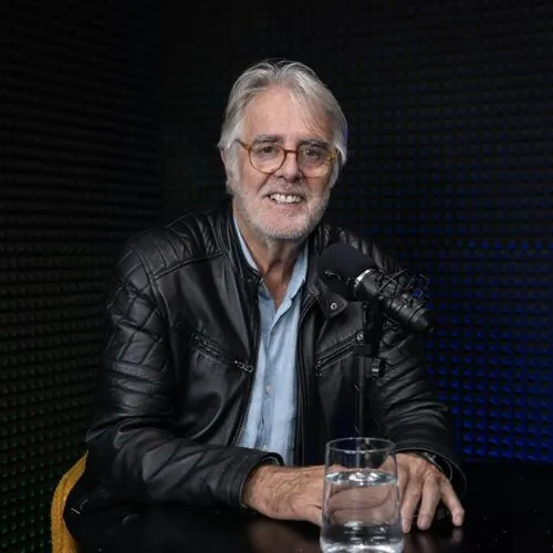 Podcast | Fuera de micrófono con Siro López