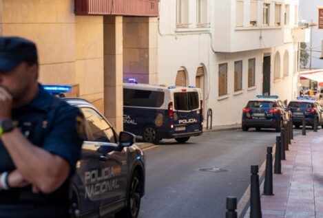 Detenido por grabar desnudas en su casa y en un vestuario a sus hijas menores y sus amigas
