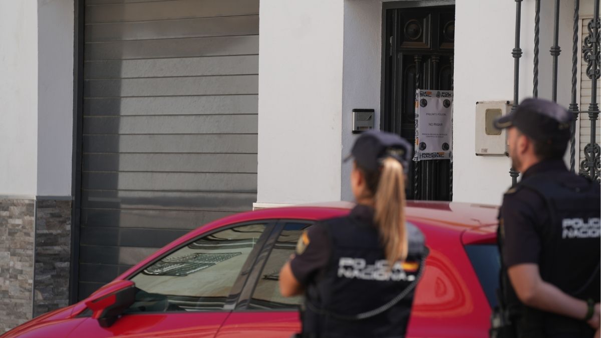 Doce detenidos de una red que robaba a personas mayores con el «abrazo cariñoso»
