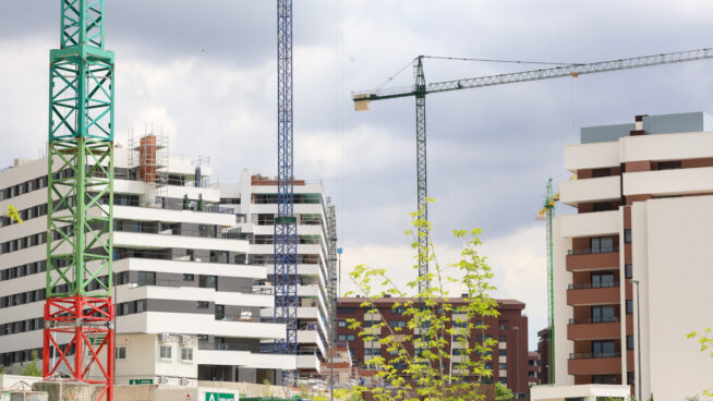 Las hipotecas sobre viviendas subieron un 7,5% en agosto y el tipo de interés siguió bajando