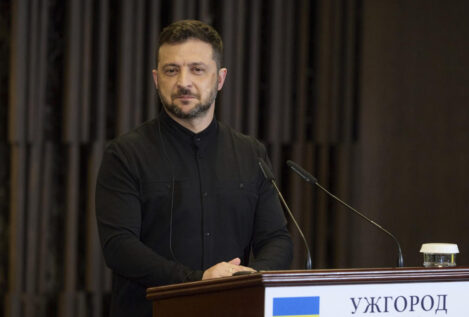 Zelenski acusa a Rusia de usar drones para desestabilizar Europa