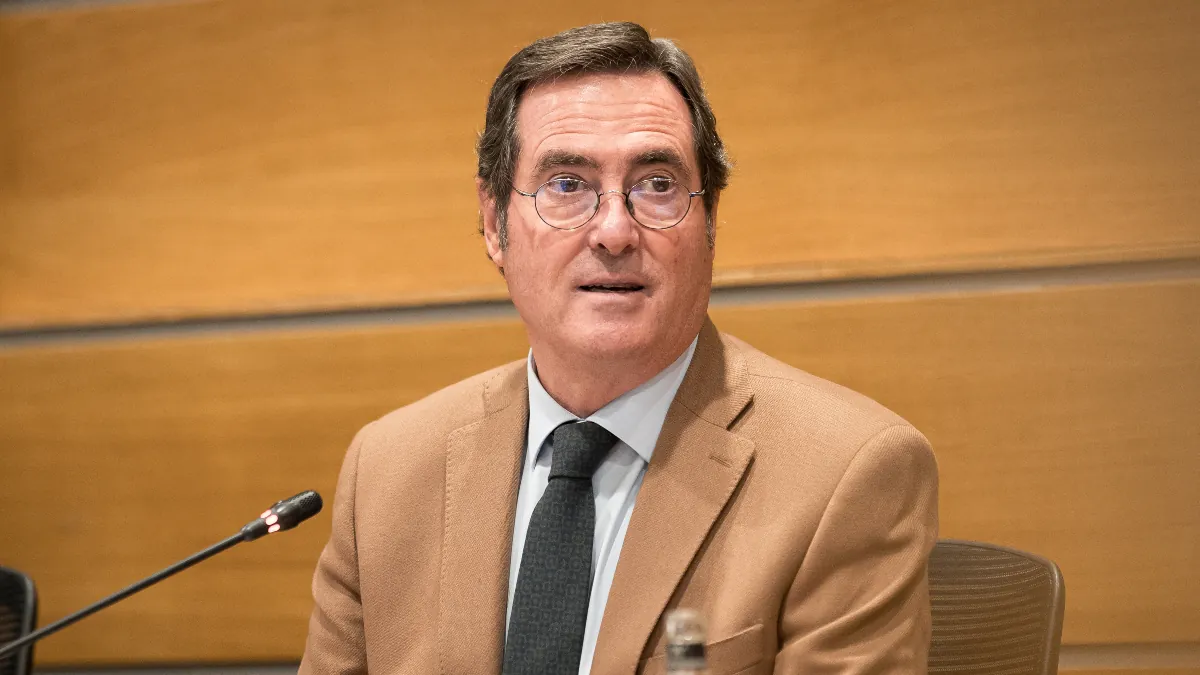 Garamendi ve «necesaria» la energía nuclear tras las variaciones bruscas de tensión