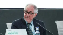 Conde-Pumpido exige «respeto» al Constitucional y a la independencia judicial