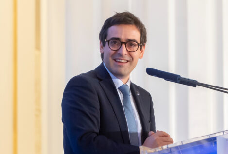 Bruselas insta a imponer condiciones de inversión antes que aranceles como Trump