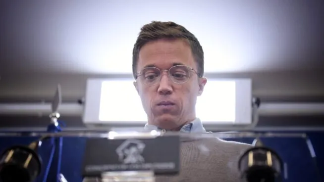 Íñigo Errejón cumple un año de silencio tras su «contradicción entre persona y personaje»