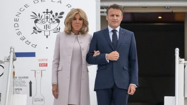 Arranca el juicio en Francia contra 10 personas que decían que Brigitte Macron nació hombre