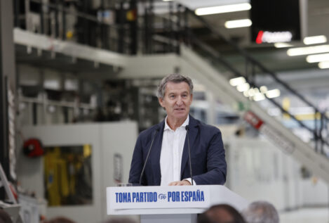 Feijóo señala que «el dinero de los autónomos no puede ir a pagar chistorras y prostitutas»