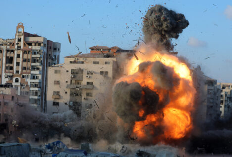 Al menos 17 civiles muertos en un bombardeo israelí en Gaza